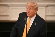 美總統特朗普證實烏總統將于28日訪美簽署稀土相關協議