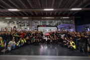 特斯拉全球第800萬輛電動車在柏林超級工廠下線
