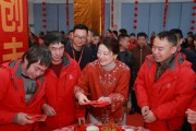 娃哈哈去年給一線員工發薪24億元，生產端一線人均工資增長23%