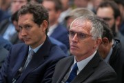 Stellantis首席執行官Tavares提前辭職 就公司戰略與董事會出現分歧