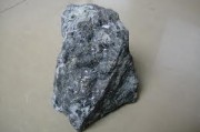 鋅庫(kù)存低的原因是什么？低庫(kù)存對(duì)期貨市場(chǎng)有何影響？
