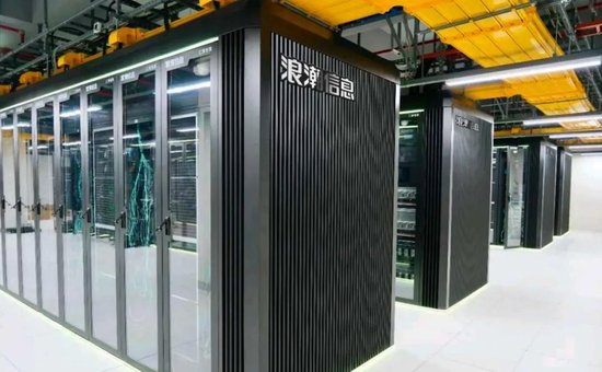 浪潮的生死困局：制裁、低毛利與AI狂潮