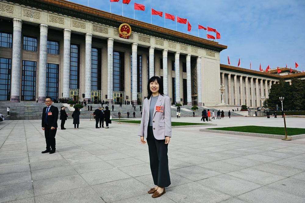 聚焦兩會｜全國人大代表周燕芳：建議為長期護(hù)理保險(xiǎn)建立獨(dú)立籌資渠道，探索設(shè)立個(gè)人長期護(hù)理賬戶