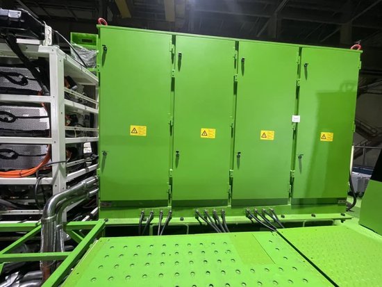 全球首臺！禾望變頻器助力220T純電動礦用自卸車下線