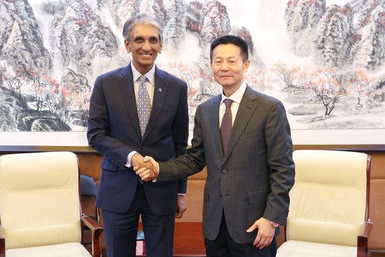 吳清主席會見淡馬錫控股首席執行長、證監會國際顧問委員會委員狄瀾