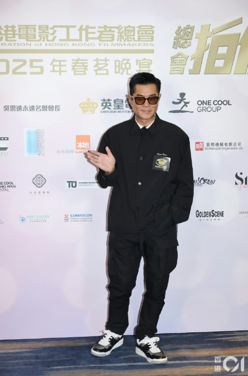 古天樂稱自砍片酬也沒人投資，有人8年都沒漲工資！港片沒人看了？網友熱議