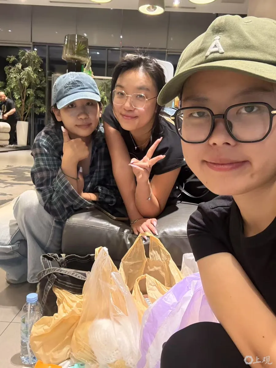 “相當于約一千顆原子彈”！強震后的緬甸曼德勒40℃高溫，中國翡翠商人擠在后備廂緊急逃難