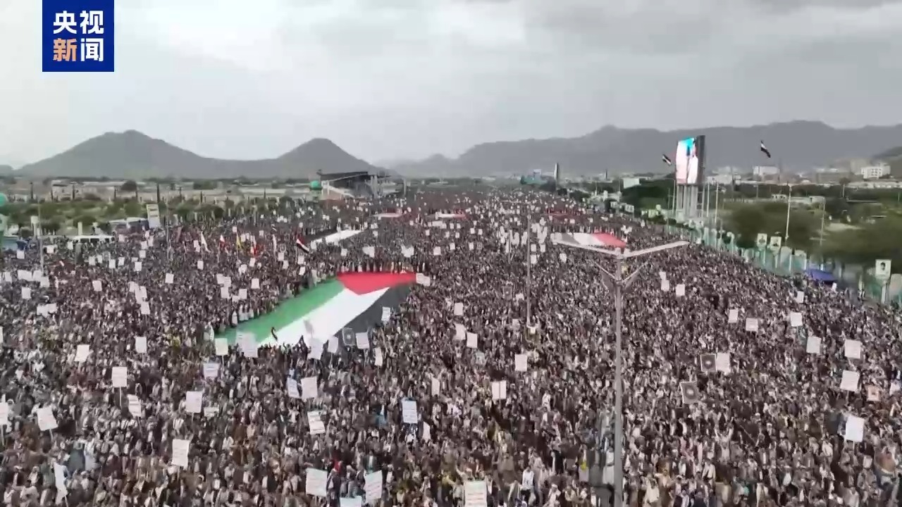 美軍凌晨發動空襲！胡塞武裝反擊，美國兩艘航空母艦遭導彈襲擊，美軍MQ-9無人機被擊落