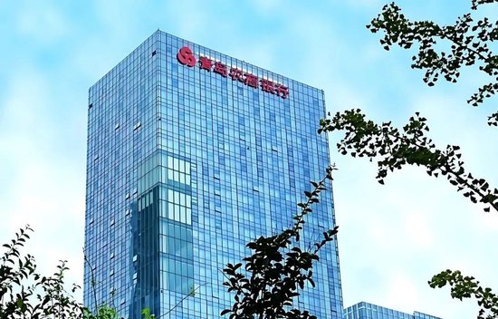 上市農(nóng)商行董事長(zhǎng)“薪酬冠軍”，又加薪8萬(wàn)