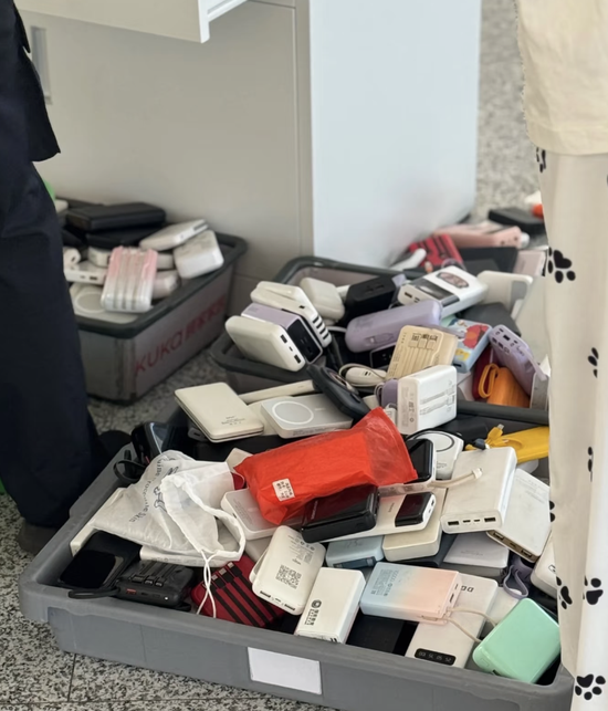 召回風波沖擊共享充電寶：街電等舊款無3C標，代辦稱雜牌花2900可掛靠拿證